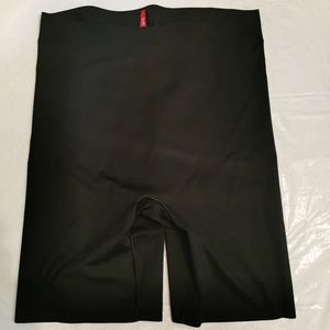 Spanx Black Thin Mid Thigh Shape Wear